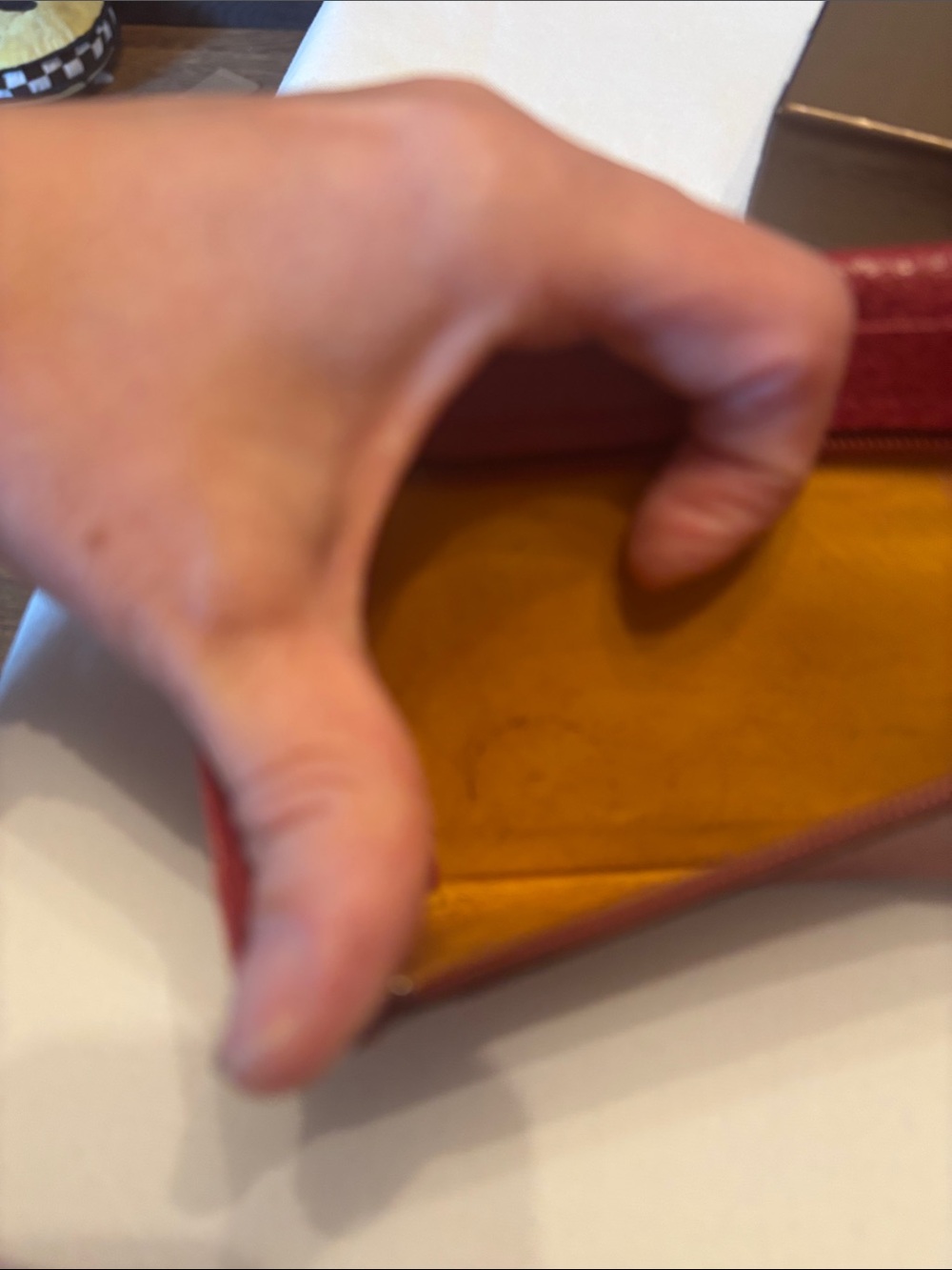 Gucci vintage Red Pebbled Leather Clasp Continental Wallet with box - Picture 13 of 17
